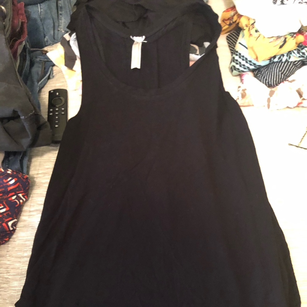 black tank top